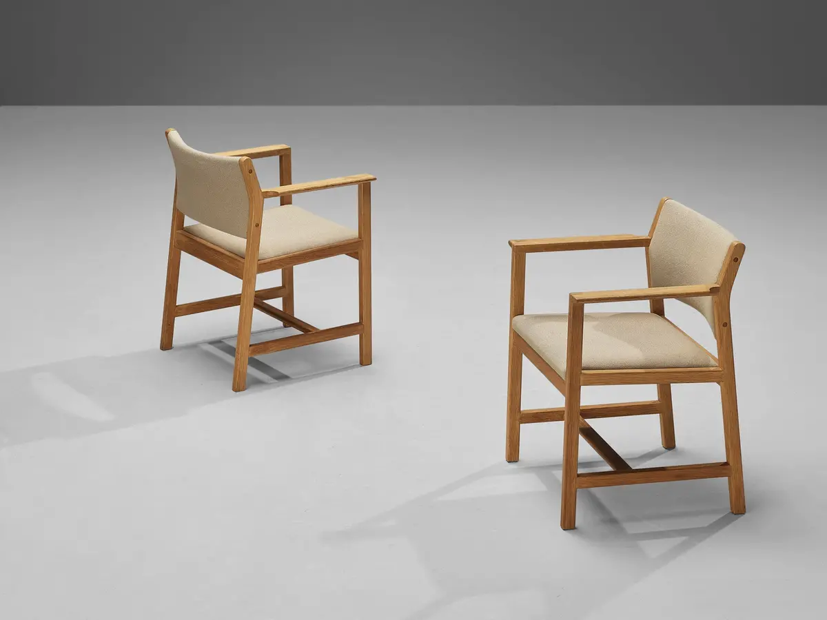 Børge Morgensen For Fredericia Armchairs In Solid Oak And Beige Wool 1
