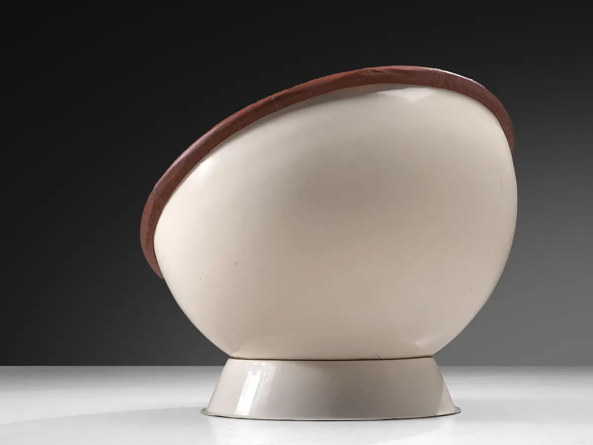 Space Age Ball Chair In White Fiberglass And Brown Leather 2
