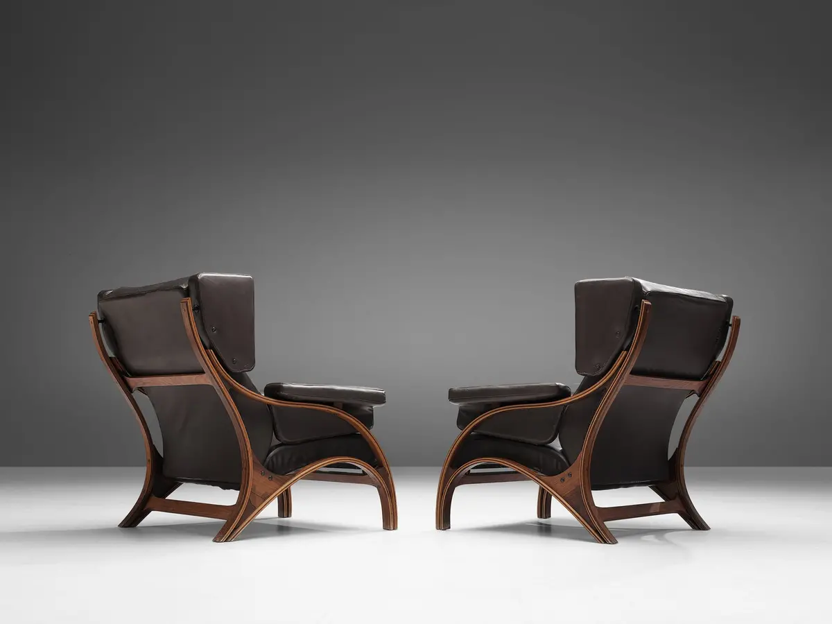 Giampiero Vitelli For Rossi Di Albizzate Pair Of 'Minore' Easy Chairs In Leather 1