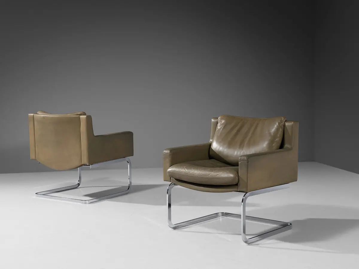 Robert Haussmann For De Sede Pair Of 'Ds-201' Armchairs In Leather 1