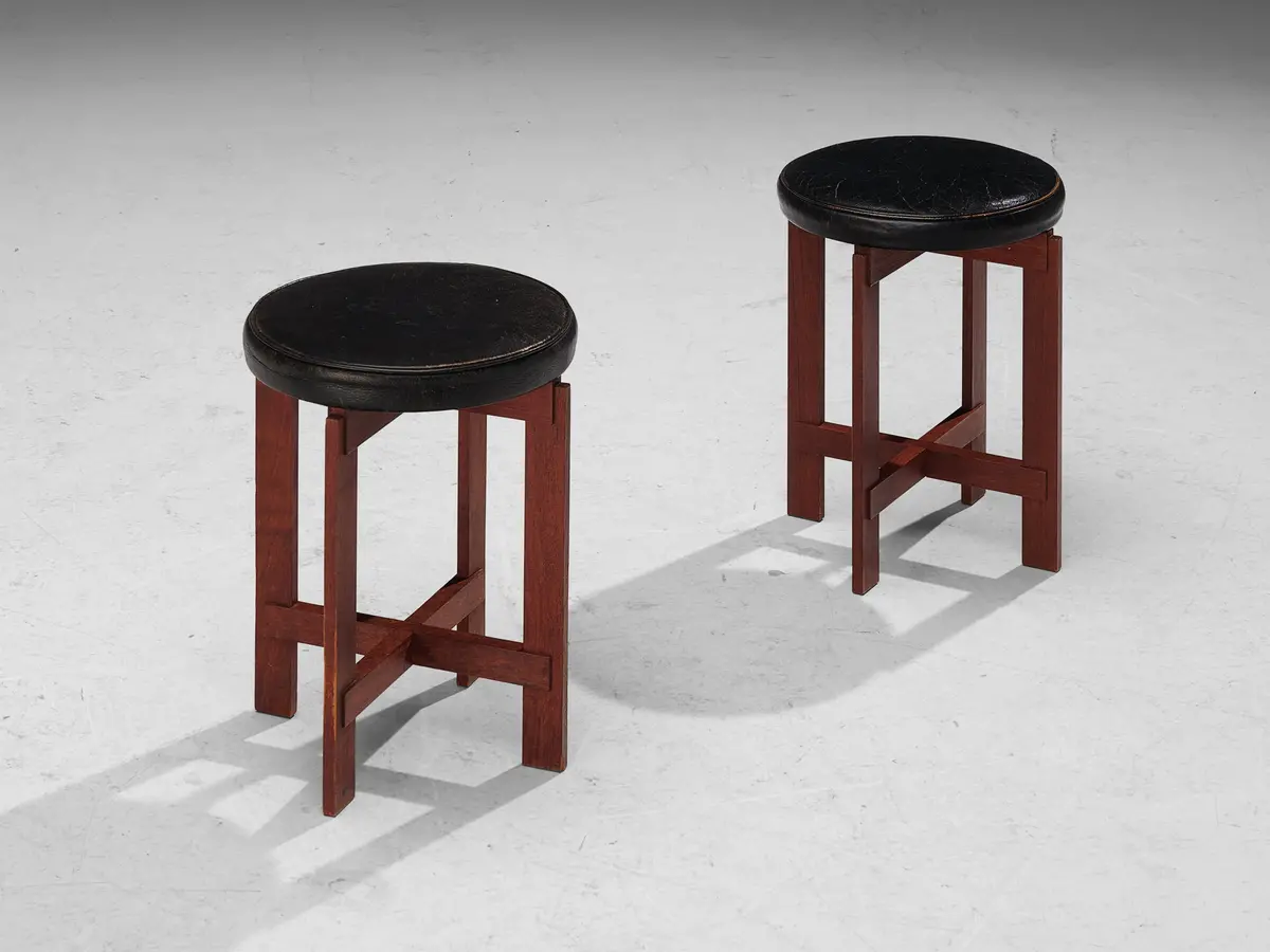 Uno & Östen Kristiansson Pair Of Stools In Leather And Teak 1