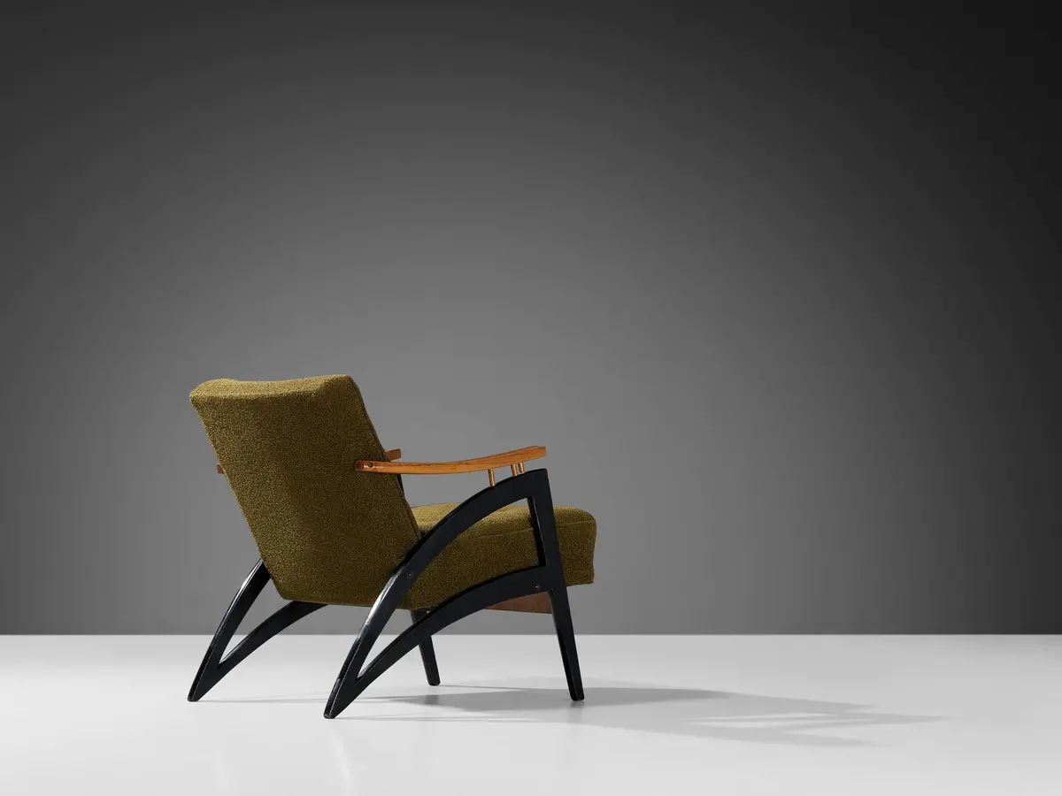 Italian Dynamic Lounge Chair In Olive Green Upholstery 1