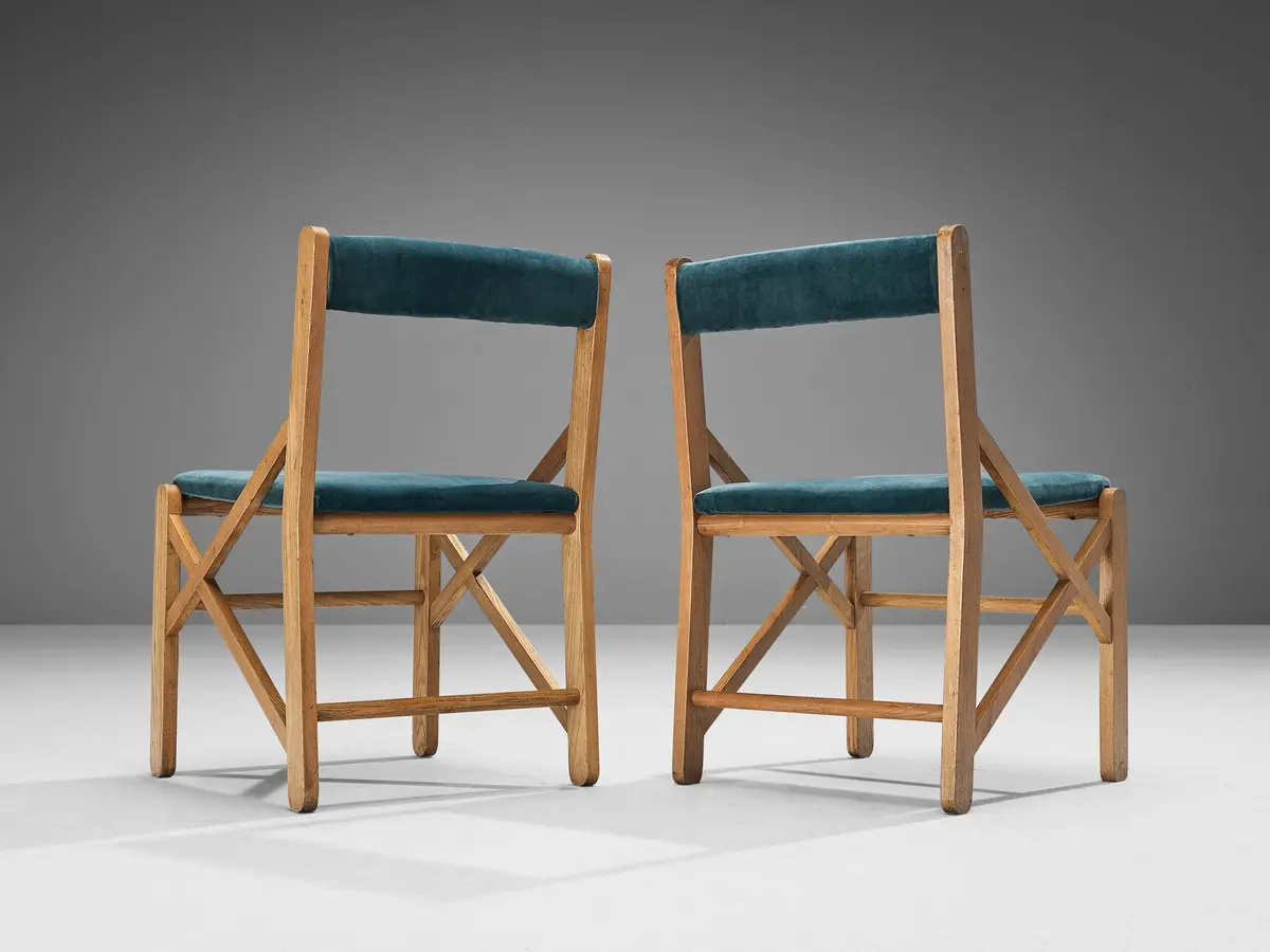 Italian Pair Of Dining Chairs With Structural Frames In Oak 1