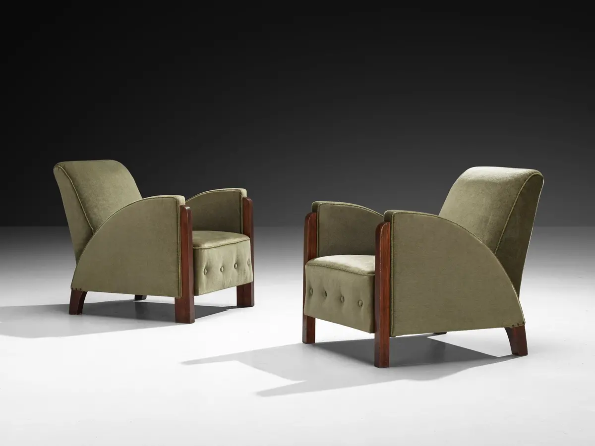 Art Deco Pair Of Lounge Chairs In Olive Green Velvet 1