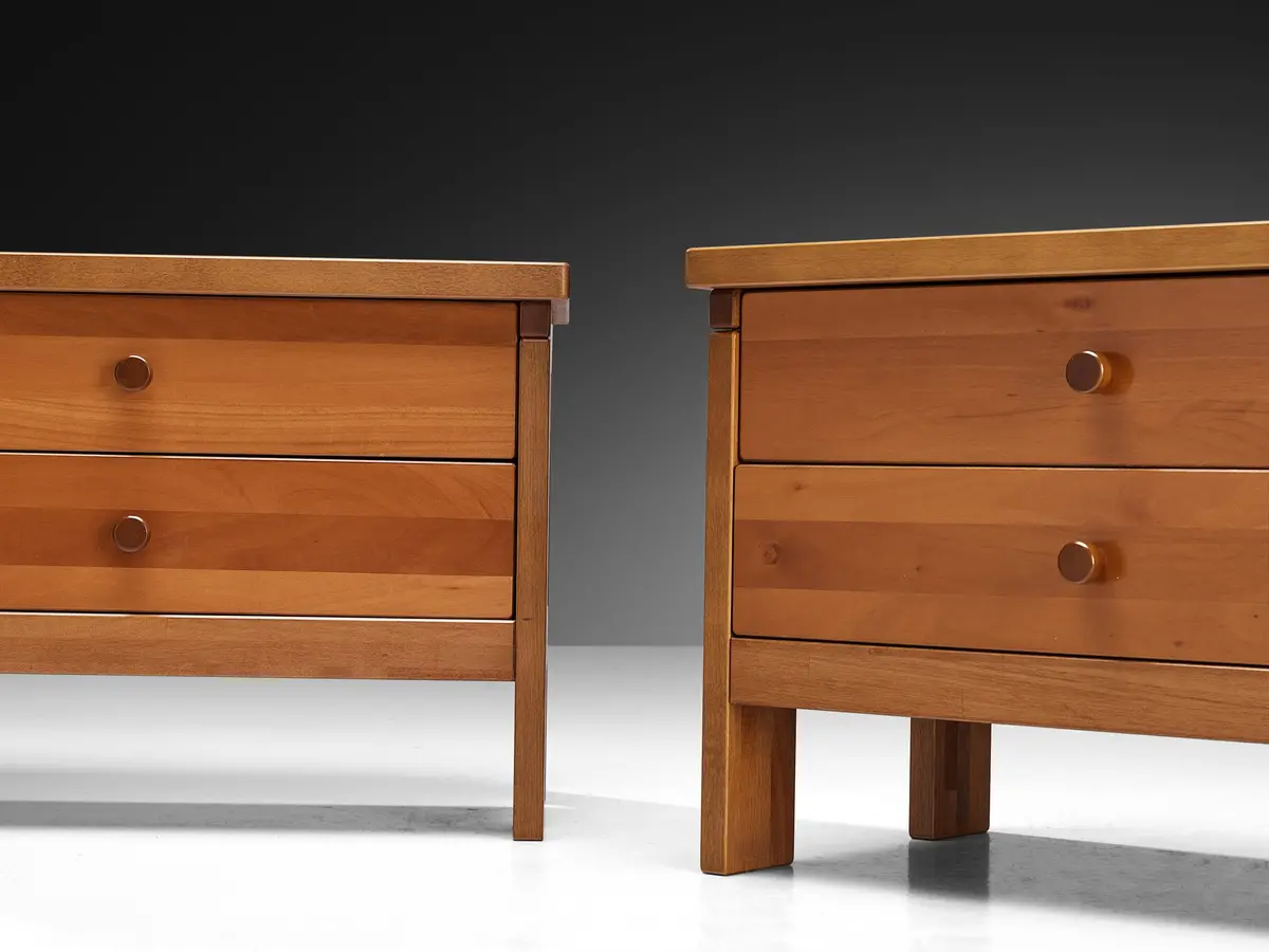 Italian Post-Modern Pair Of Bedside Tables In Cherry 1