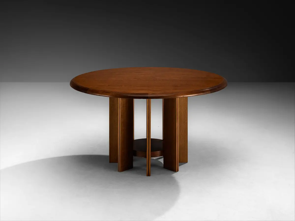 Italian Round Dining Table In Walnut 1