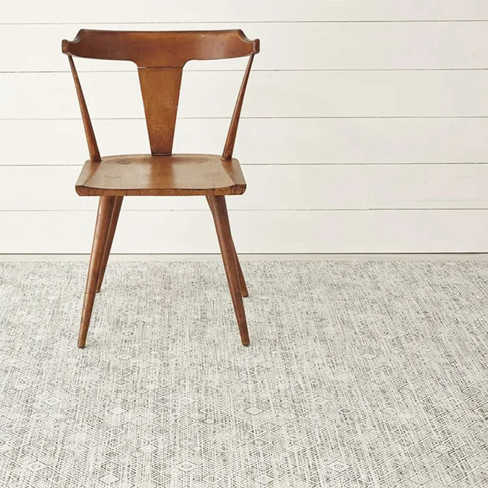 Chilewich | Woven Floormat 244X305cm (96X120") | Mosaic White + Black 1