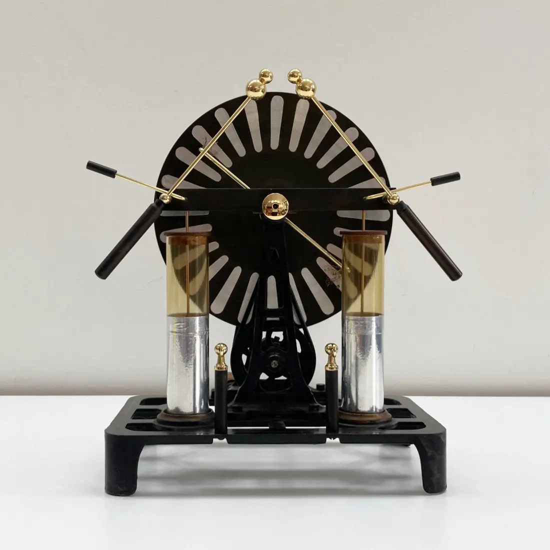 Edwardian Period Wimshurst Machine Or Electrostatic Generator 1