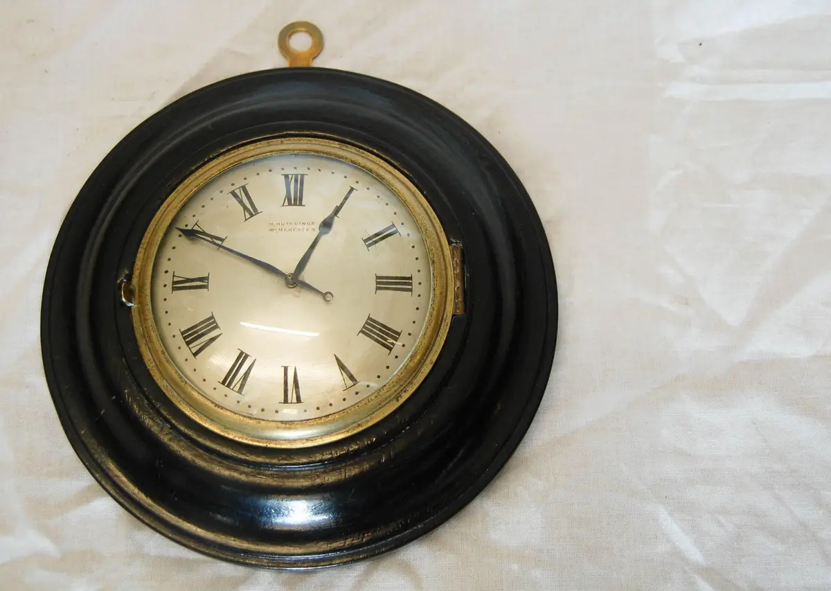Early Nineteenth Century Sedan Clock By Hutchings Of Winchester 1