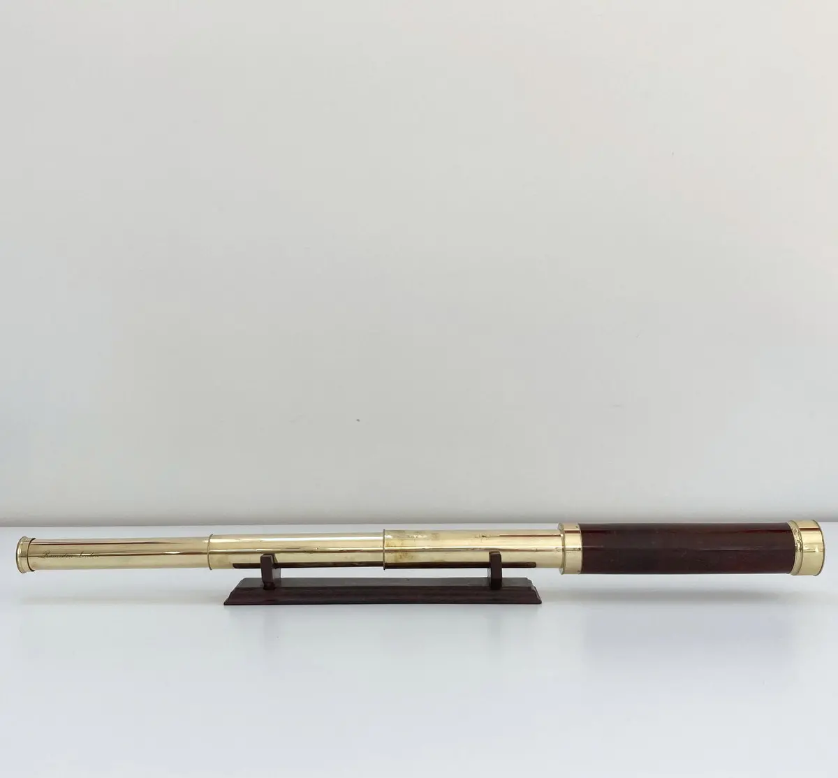 Late Eighteenth Century Three Draw Telescope By Jesse Ramsden In Original Case 2