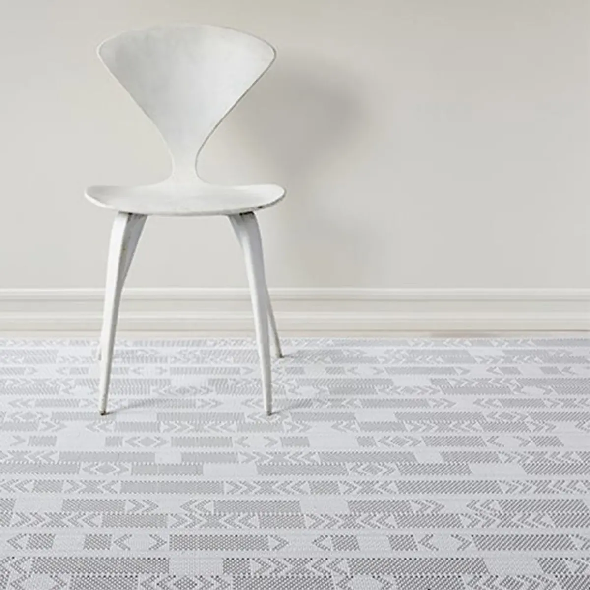 Chilewich | Woven Floormat 183X270cm (72X106") | Scout Graphite - Dc 1