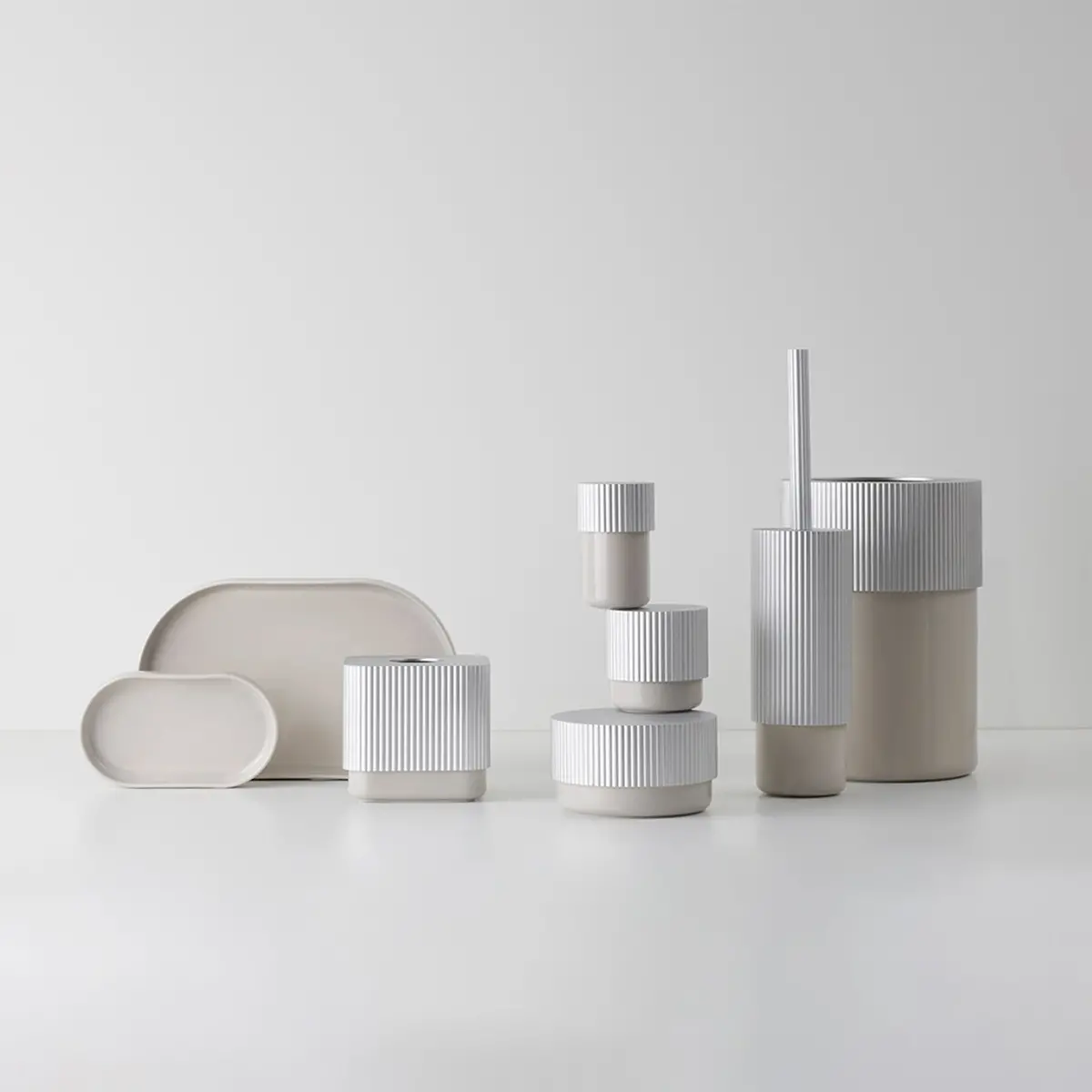 Decor Walther | Of.Line Series | Tab Tray Medium | Shell 2