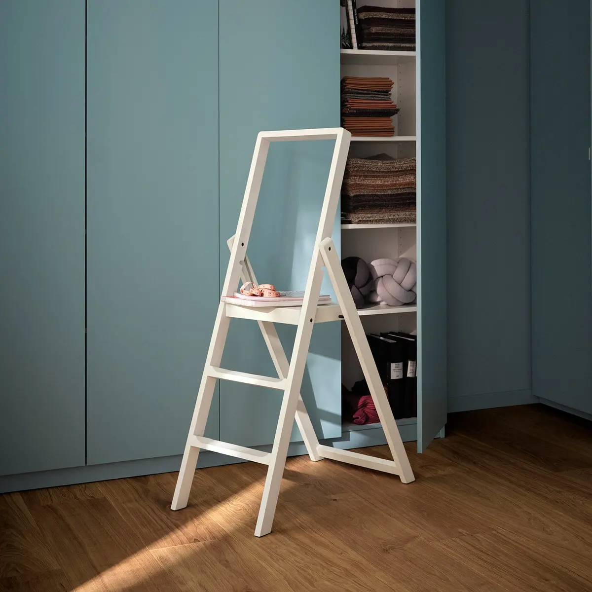 Design House Stockholm | Step Stepladder | Stained White 2