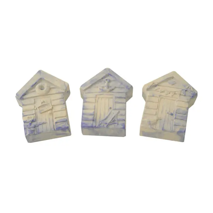 Beach Hut Plaques 1