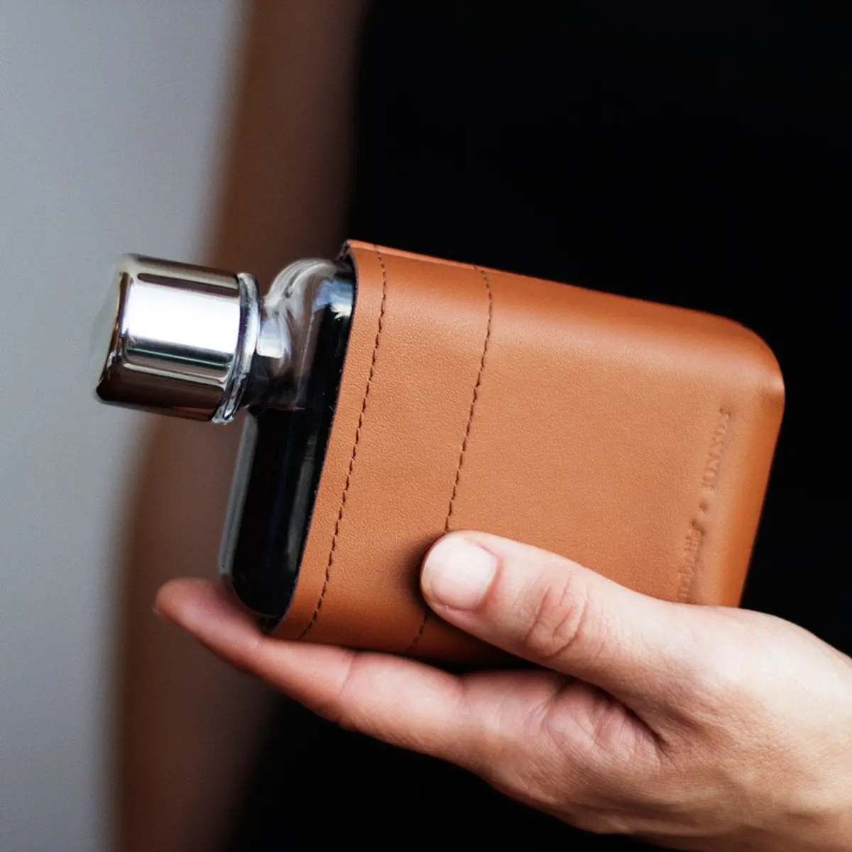 Memobottle | Sleeve A7 Leather | Tan - Lc 2