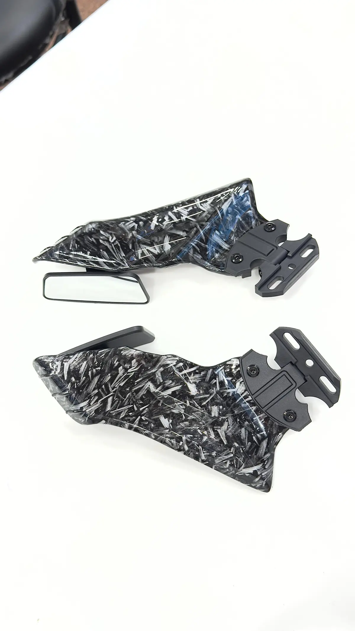 Hifast Draken Carbon Stealth Mirror 1