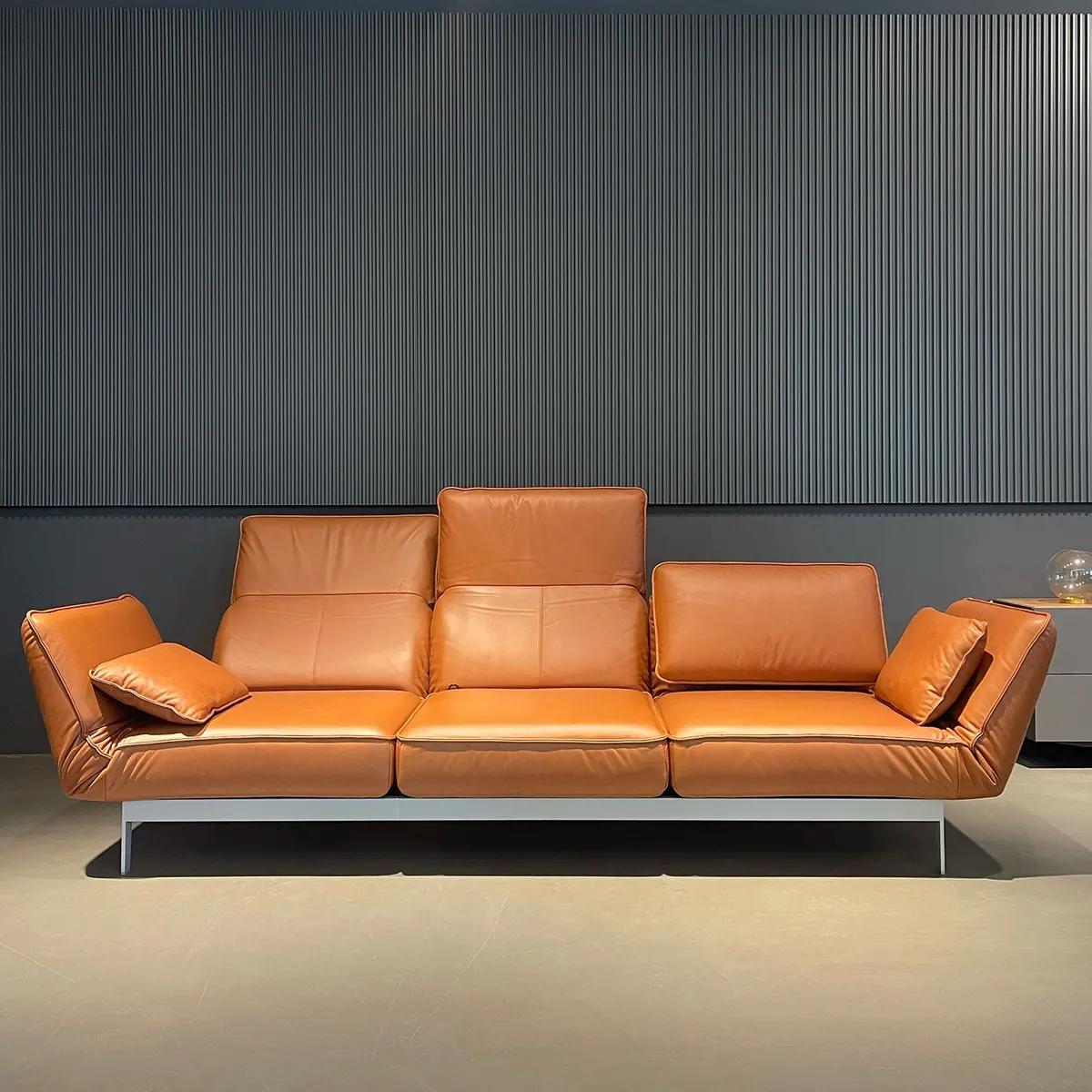 Rolf Benz | Mera Sofa | 3 Seater Leather | Beige Grey 38.732 + Marrone Metallic Frame 1