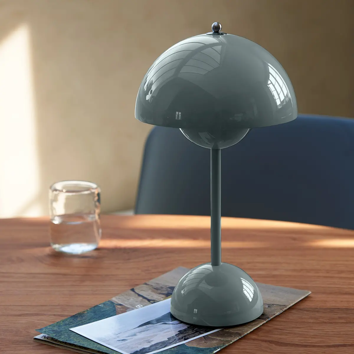 &Tradition | Flowerpot Vp9 Portable Lamp | Stone Blue 2