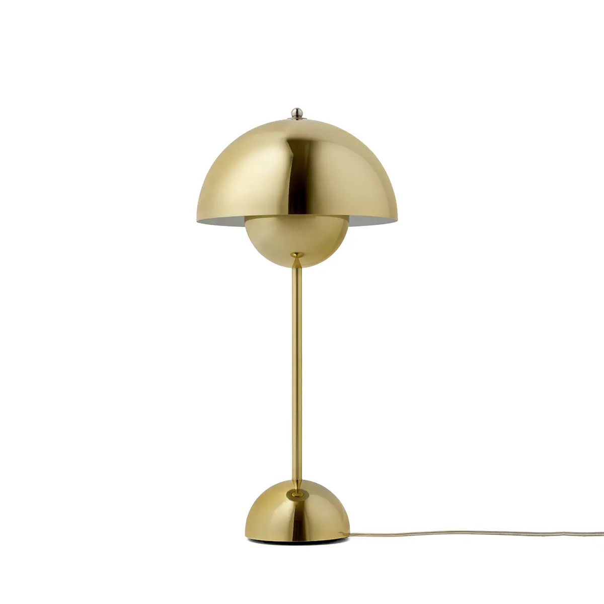 &Tradition | Flowerpot Vp3 Table Lamp | Brass 1