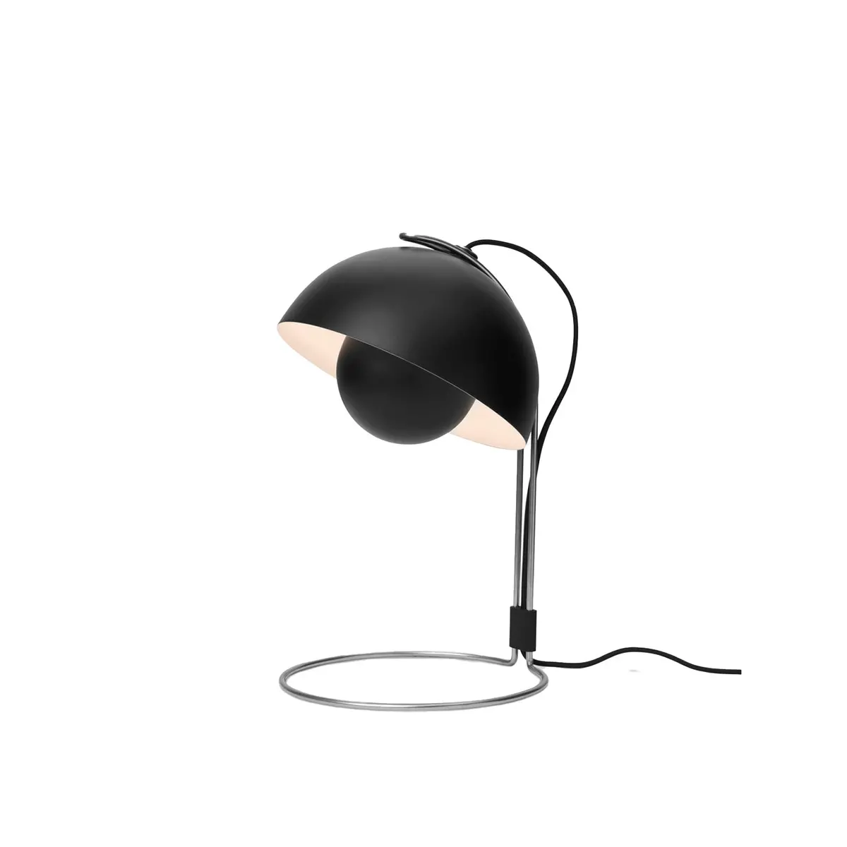 &Tradition | Flowerpot Vp4 Table Lamp | Matte Black 1